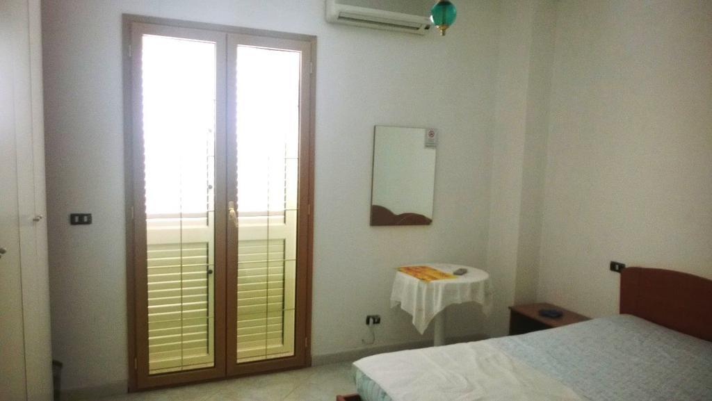 B&B Shalom Condofuri Marina Chambre photo
